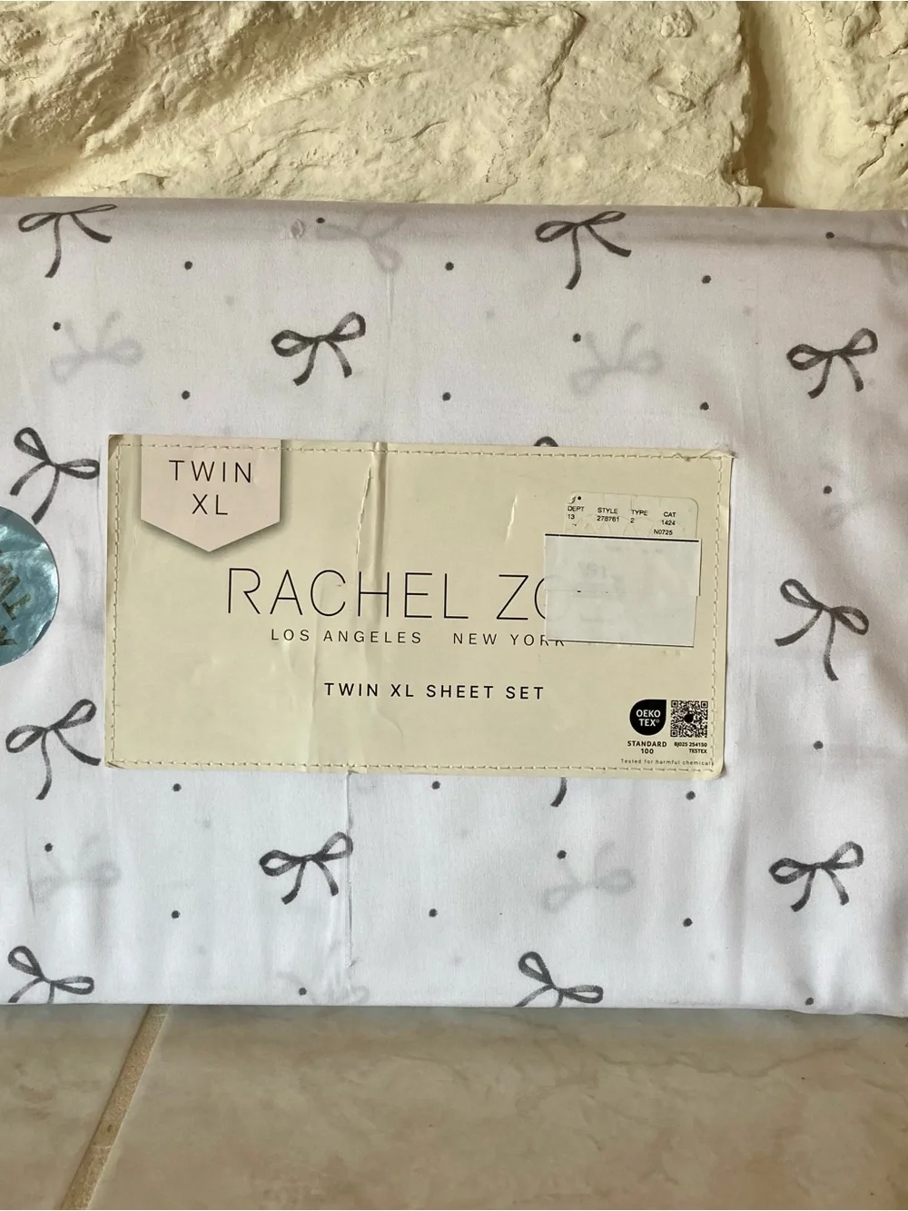 DORM READY! NEW Rachel Zoe Twin XL Sheet Set in White with Black Bow/Dot Print